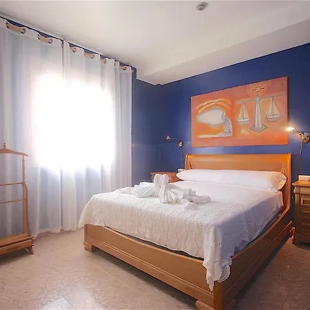 Atico Duplex Con Terraza Marivi Апартаменты *